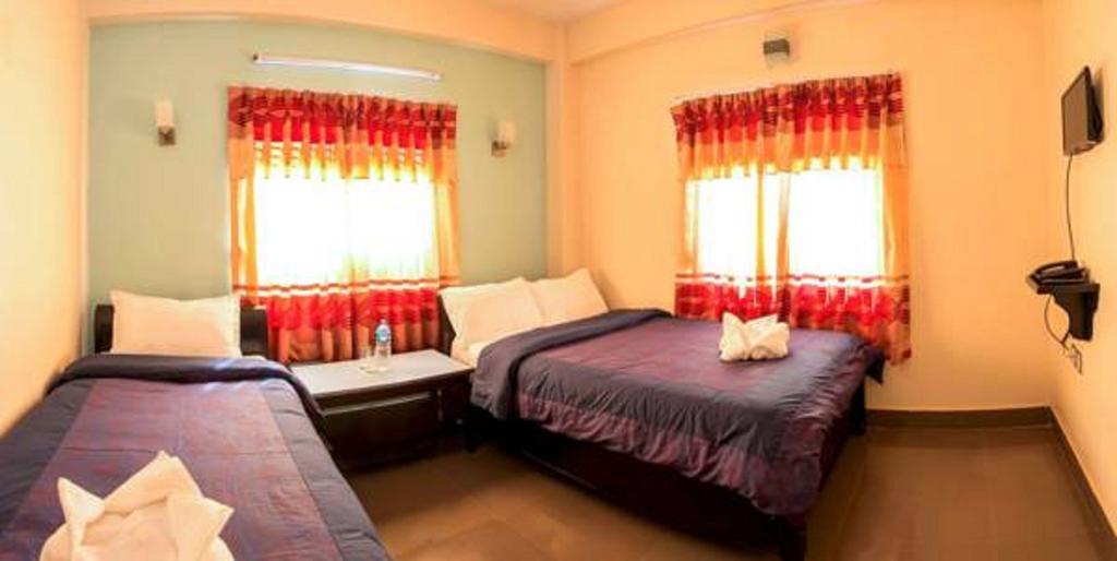 Hotel Atrium Pokhara Exterior photo